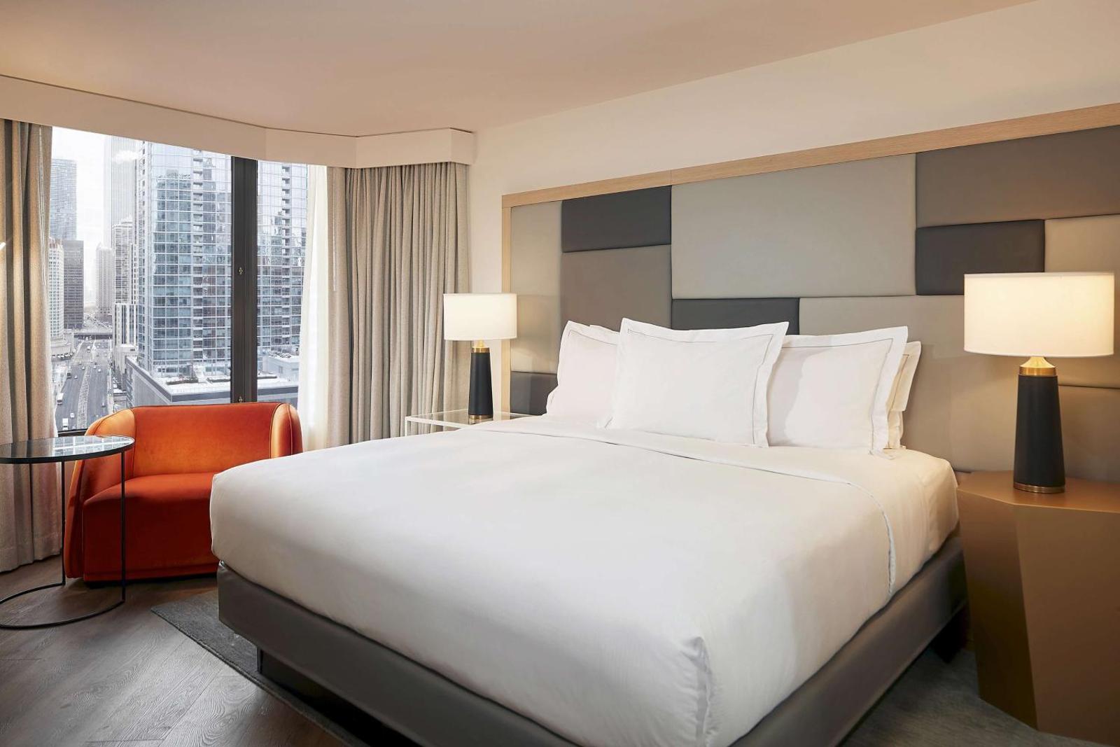 Hilton Grand Vacations Chicago Downtown Magnificent Mile Main image 1
